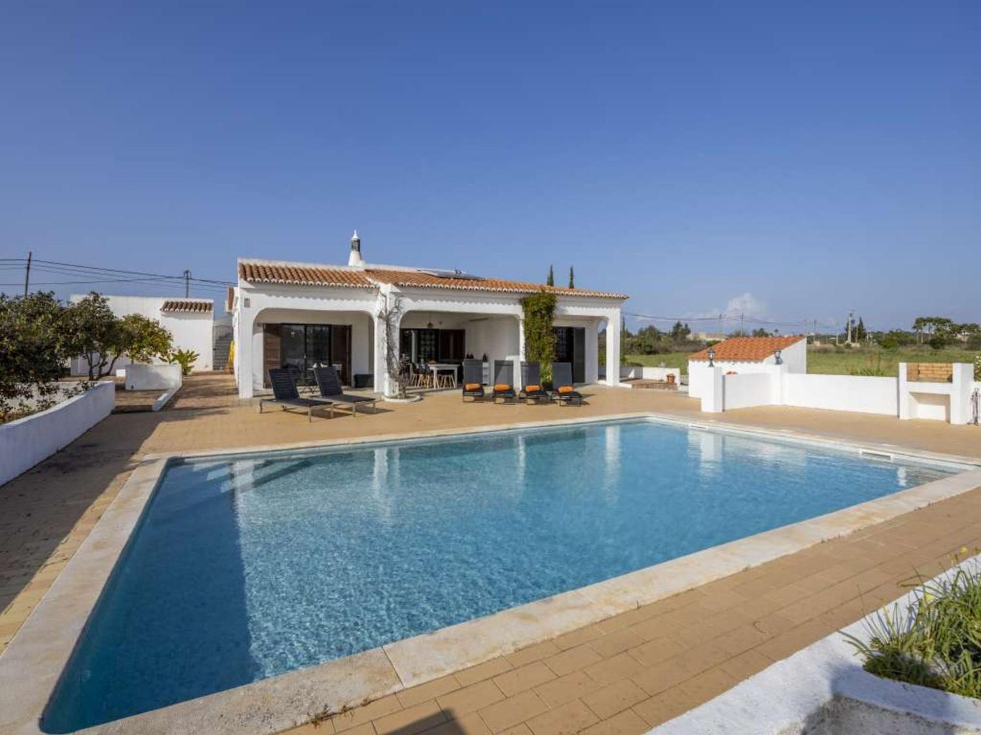 Secluded Carvoeiro Villa - 3 Bedrooms - Villa Urzais - Modern Interiors - Private Setting Exterior photo